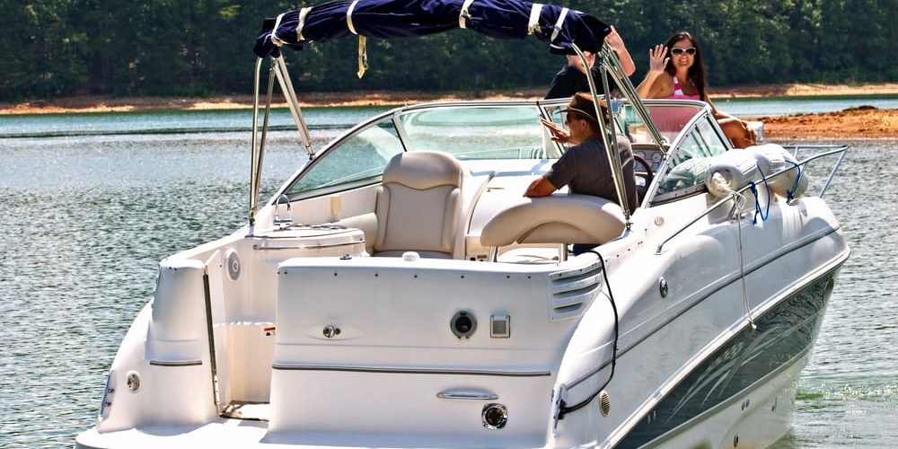 pontoon boat at the lake