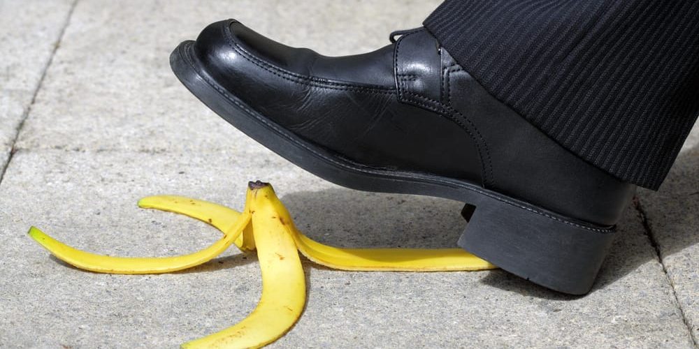 man slips on bananna general liability